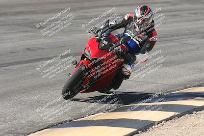 media/Oct-13-2025-Moto Forza (Mon) [[a66d839500]]/3-B Group/Session 2 (Bowl)/